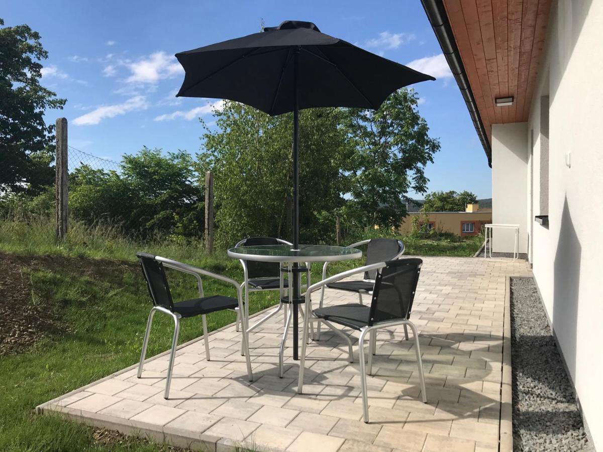 Apartman Na Kopci Krucemburk Luaran gambar