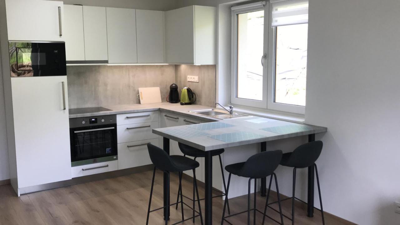 Apartman Na Kopci Krucemburk Luaran gambar